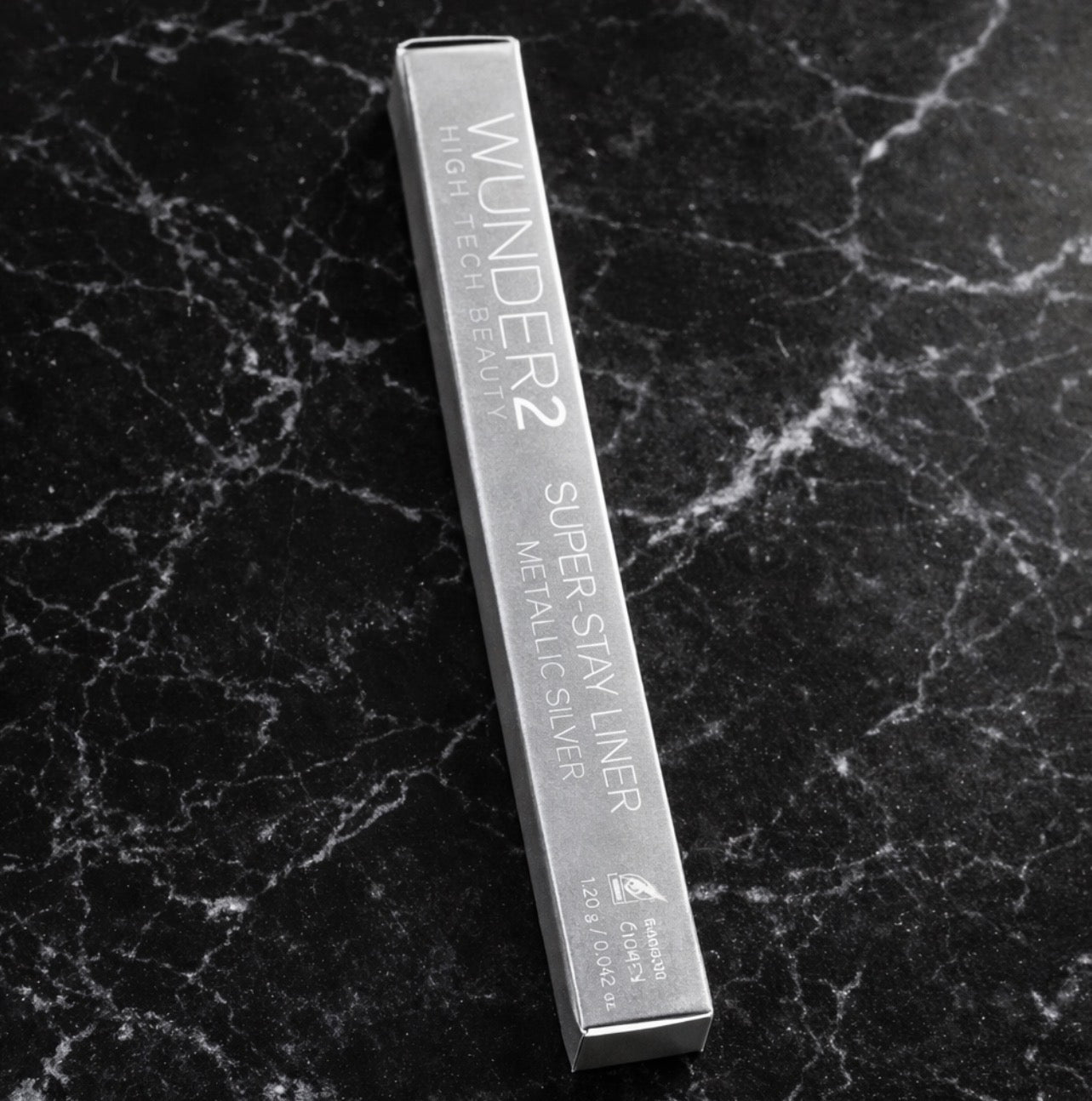 Wunder2 Super Stay Eyeliner Metallic Silver
