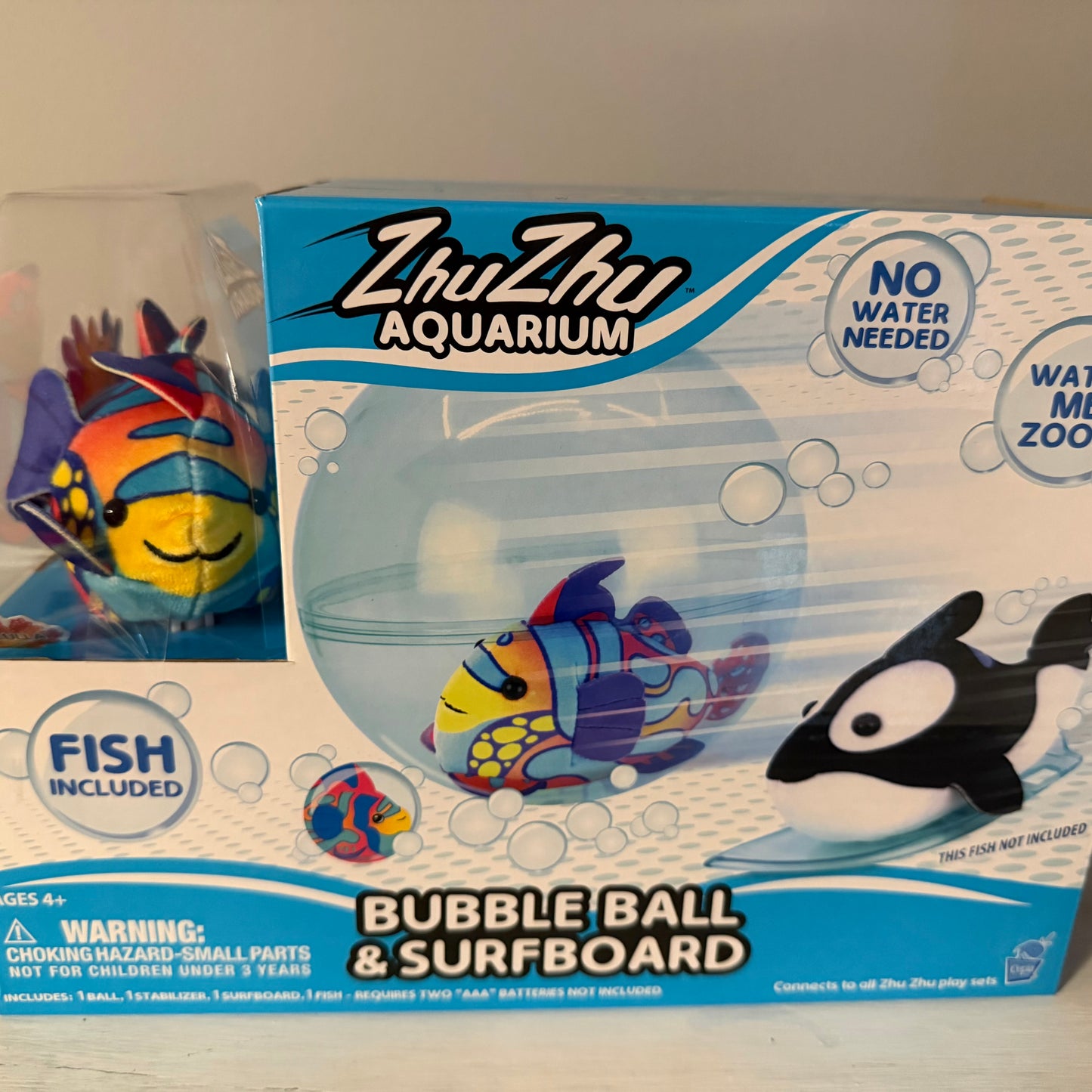 Zhu Zhu Aquarium Bubble Ball & Surfboard