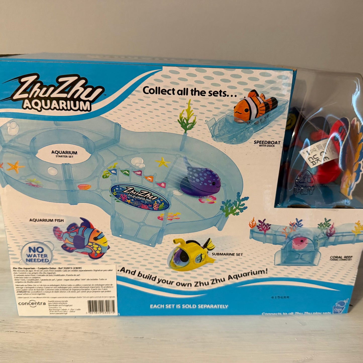 Zhu Zhu Aquarium Bubble Ball & Surfboard